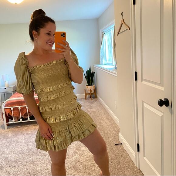 V. Chapman Gold Metallic Smocked Tiered Puff Sleeve Mini Dress 0 - Picture 7 of 16